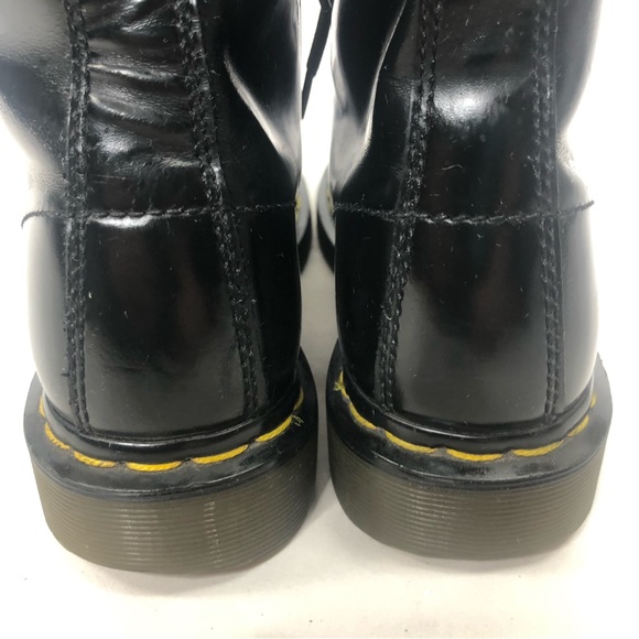 Dr. Martens Original 1460 8 Eye Boots - Picture 6 of 11